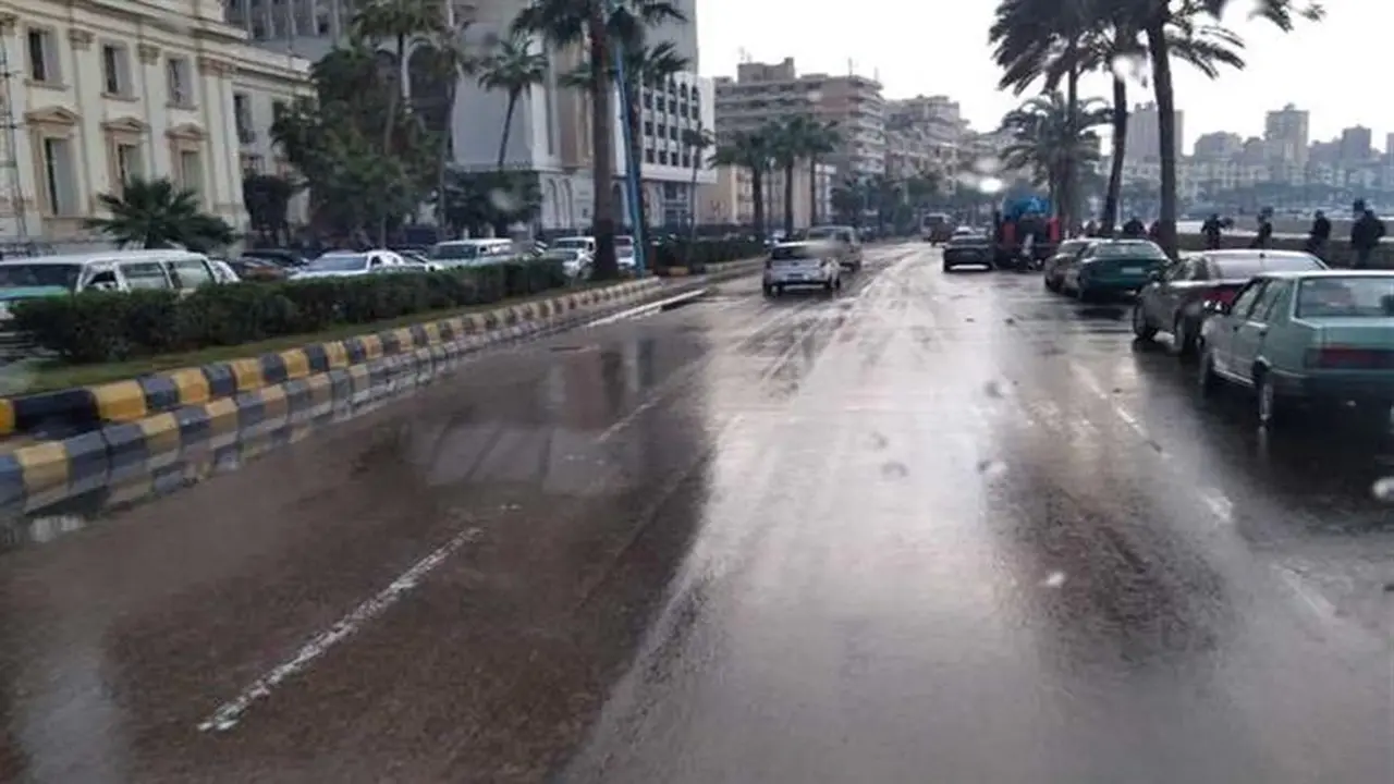 برودة مفاجئة اليوم مع أمطار.. أعلى حرارة 20 درجة بالقاهرة
